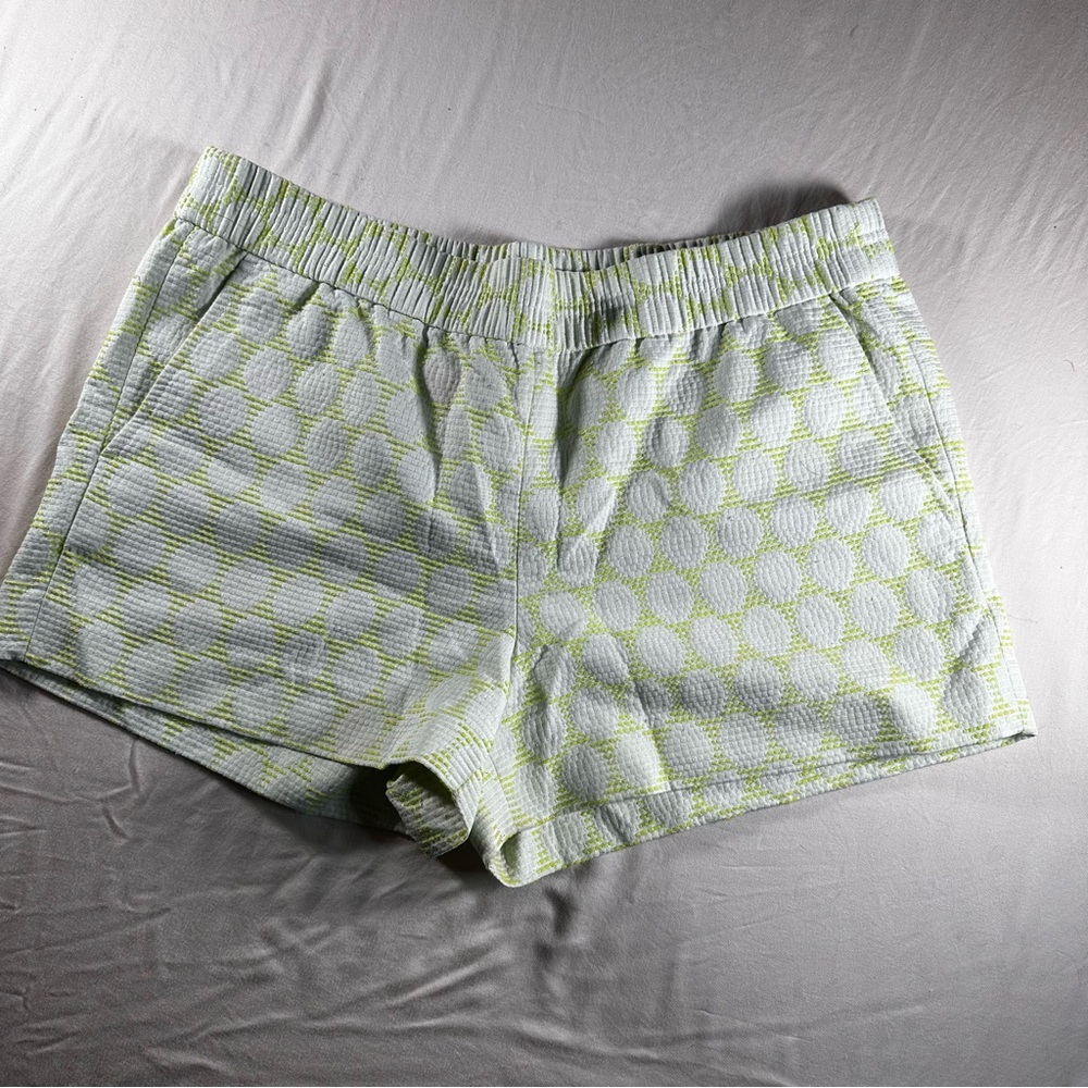 J. Crew Green Polka Dot Shorts Preppy textured spring break St. Patrick’s easter